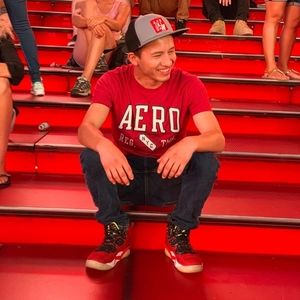 Meet your Posher, Jairo